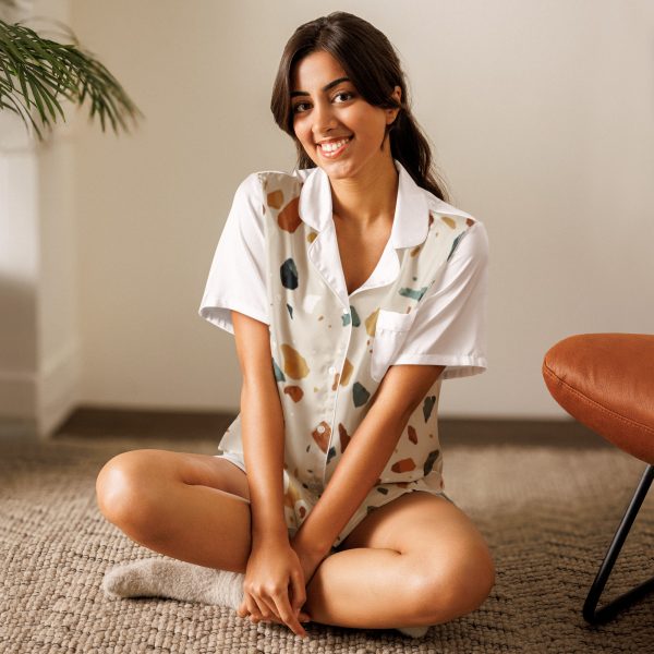 All-over print women’s short sleeve pajama top